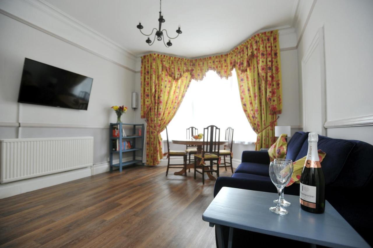 Beechurst Serviced Apartments Cheltenham Exteriér fotografie